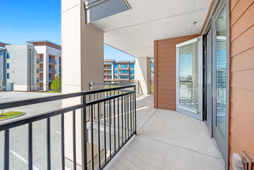 Presidium Berkshire Apartments, 9632 Berkshire Lake Blvd, Fort Worth